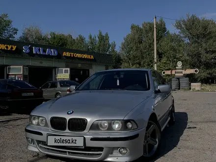 BMW 530 2000 года за 3 200 000 тг. в Алматы