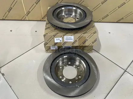 Диск тормозной задний Lx600 LC300 21-25 за 1 000 тг. в Алматы – фото 3
