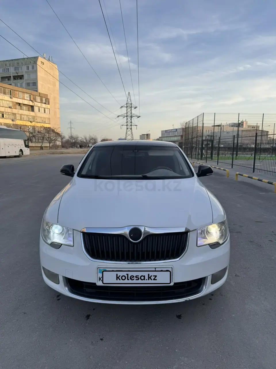 Skoda Superb, 2011