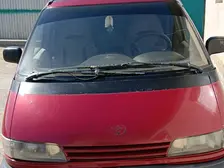 Toyota Previa, 1991