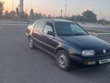 Volkswagen Vento 1992 года за 1 300 000 тг. в Тараз – фото 3