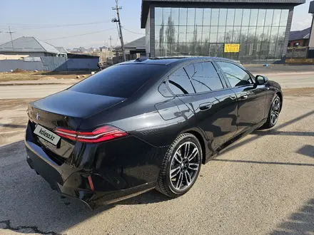 BMW 520 2024 года за 36 000 000 тг. в Алматы – фото 31