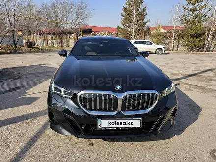 BMW 520 2024 года за 36 000 000 тг. в Алматы – фото 25
