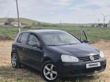 Volkswagen Golf 2005 годаүшін2 450 000 тг. в Астана