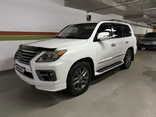 Lexus LX 570