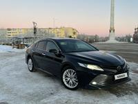 Toyota Camry 2019 года за 13 000 000 тг. в Актобе