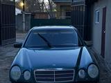 Mercedes-Benz E 240 1999 годаүшін3 100 000 тг. в Семей – фото 4