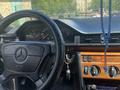 Mercedes-Benz E 220 1993 годаүшін2 700 000 тг. в Караганда – фото 33