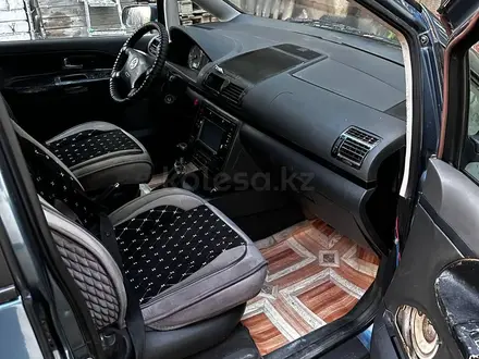 Volkswagen Sharan 2001 года за 2 750 000 тг. в Уральск – фото 9