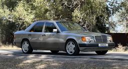 Mercedes-Benz E 200 1990 годаүшін3 000 000 тг. в Алматы