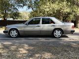 Mercedes-Benz E 200 1990 года за 3 000 000 тг. в Алматы – фото 3