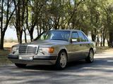 Mercedes-Benz E 200 1990 года за 3 000 000 тг. в Алматы – фото 5