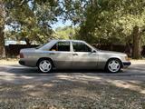 Mercedes-Benz E 200 1990 года за 3 000 000 тг. в Алматы – фото 4