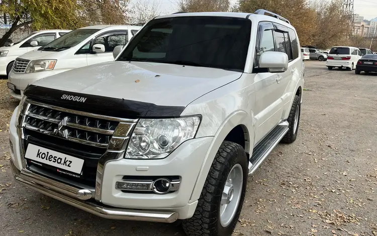 Mitsubishi Pajero 2015 годаүшін16 500 000 тг. в Алматы