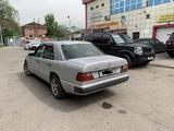 Mercedes-Benz E 230 1987 года за 1 500 000 тг. в Алматы – фото 3