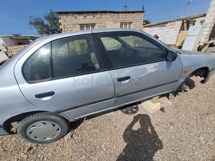 Nissan Primera 1991 года за 400 000 тг. в Актау – фото 4