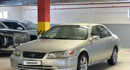 Toyota Camry 2001 годаүшін3 350 000 тг. в Астана