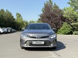 Toyota Camry 2015 года за 10 800 000 тг. в Алматы – фото 4