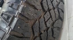 5 балонов Goodyear wrangler 285 70 17 без дисков за 150 000 тг. в Караганда – фото 2