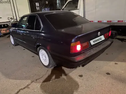 BMW M5 1993 года за 1 200 000 тг. в Алматы – фото 2