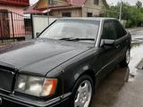 Mercedes-Benz E 230 1990 года за 10 000 тг. в Алматы – фото 2