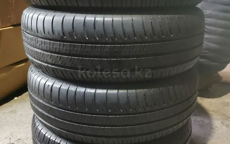 Резина 215/65 r16 Dunlop из Японии за 95 000 тг. в Алматы