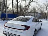 Hyundai Sonata 2020 годаfor10 050 000 тг. в Кокшетау – фото 3