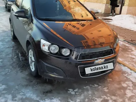Chevrolet Aveo 2015 года за 4 500 000 тг. в Уральск – фото 3