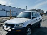 Toyota RAV4 1995 годаүшін3 730 000 тг. в Петропавловск