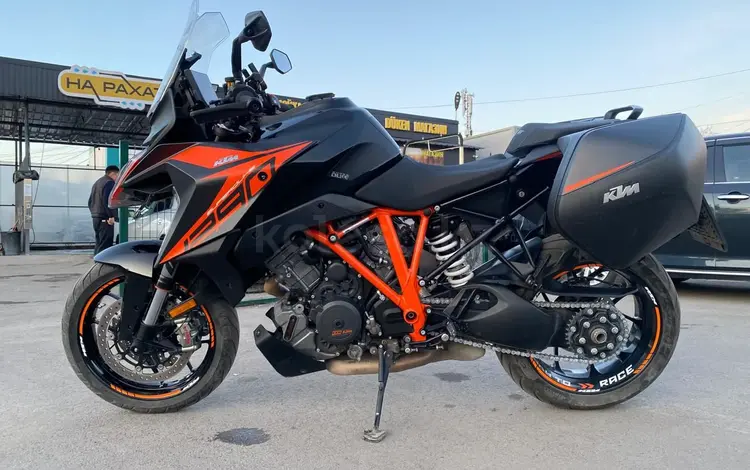 KTM  1290 Super Duke GT 2019 годаүшін7 860 000 тг. в Кордай