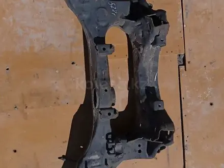 Балка Nissan Qashqai J10 за 15 000 тг. в Караганда