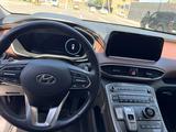 Hyundai Santa Fe 2022 года за 18 200 000 тг. в Шымкент – фото 5