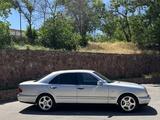 Mercedes-Benz E 320 1998 года за 3 800 000 тг. в Тараз – фото 3