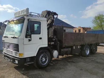 Volvo  FL 1997 года за 21 500 000 тг. в Алматы – фото 2