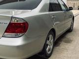 Toyota Camry 2004 года за 5 000 000 тг. в Жанаозен – фото 4