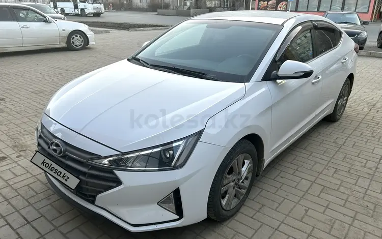 Hyundai Elantra 2019 года за 8 700 000 тг. в Актобе