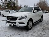 Mercedes-Benz ML 400 2014 годаfor13 300 000 тг. в Алматы