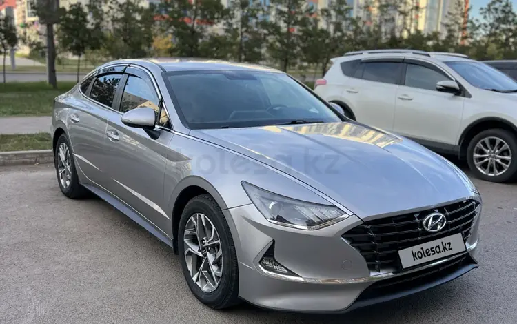 Hyundai Sonata 2021 года за 8 850 000 тг. в Астана