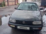 Volkswagen Golf 1993 года за 1 550 000 тг. в Алматы