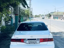 Toyota Camry, 2000
