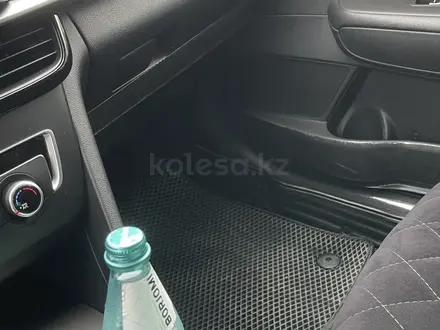 Kia K5 2018 года за 9 000 000 тг. в Алматы – фото 8