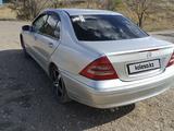 Mercedes-Benz C 200 2001 годаүшін2 500 000 тг. в Жезказган – фото 3