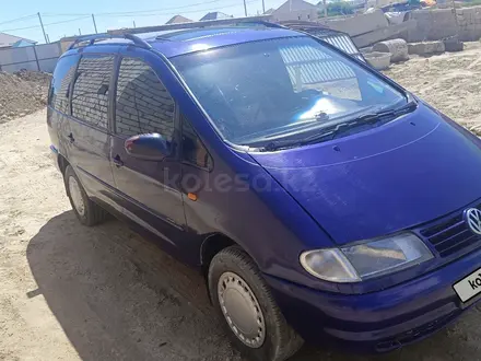 Volkswagen Sharan 1997 года за 1 200 000 тг. в Кызылорда – фото 2