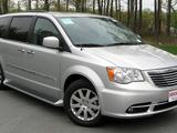 Chrysler Town and Country 2010 года за 420 000 тг. в Павлодар