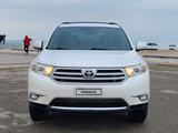 Toyota Highlander 2013 годаүшін10 500 000 тг. в Актау – фото 2
