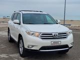 Toyota Highlander 2013 годаүшін10 500 000 тг. в Актау – фото 3