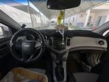 Chevrolet Cruze 2012 года за 2 500 000 тг. в Актау – фото 4