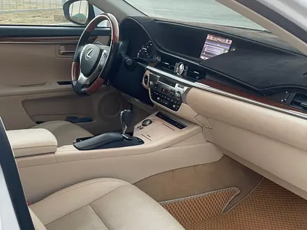 Lexus ES 300h 2014 года за 8 900 000 тг. в Актау – фото 7