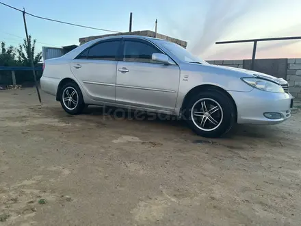 Toyota Camry 2004 года за 4 500 000 тг. в Актау – фото 3