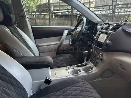 Toyota Highlander 2013 года за 9 200 000 тг. в Алматы – фото 9